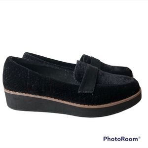 Womens velvet platform loafers
